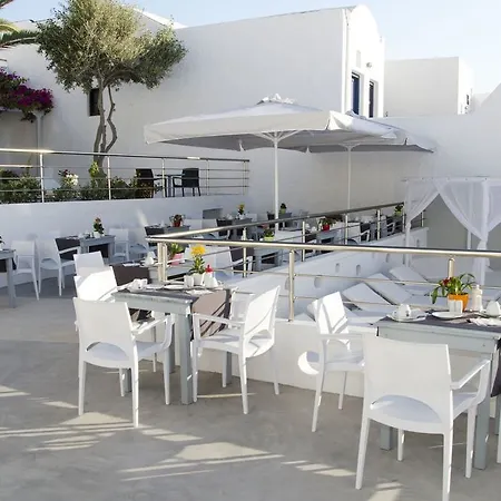 فندق آر كيه بيتش Kamári