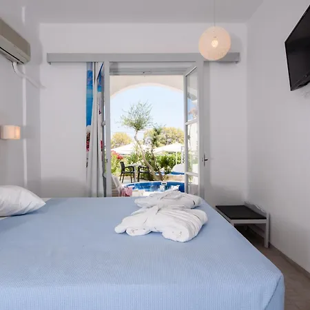 آر كيه بيتش 4*