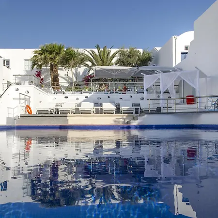 فندق آر كيه بيتش