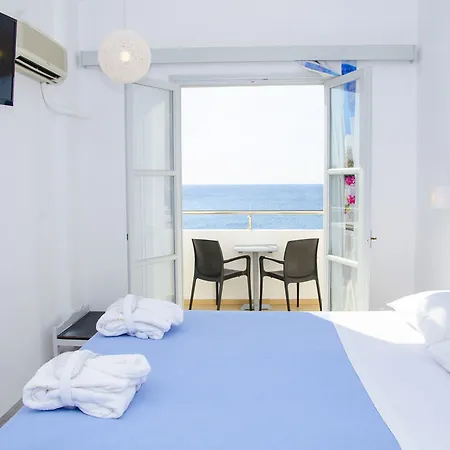 آر كيه بيتش 4* Kamári